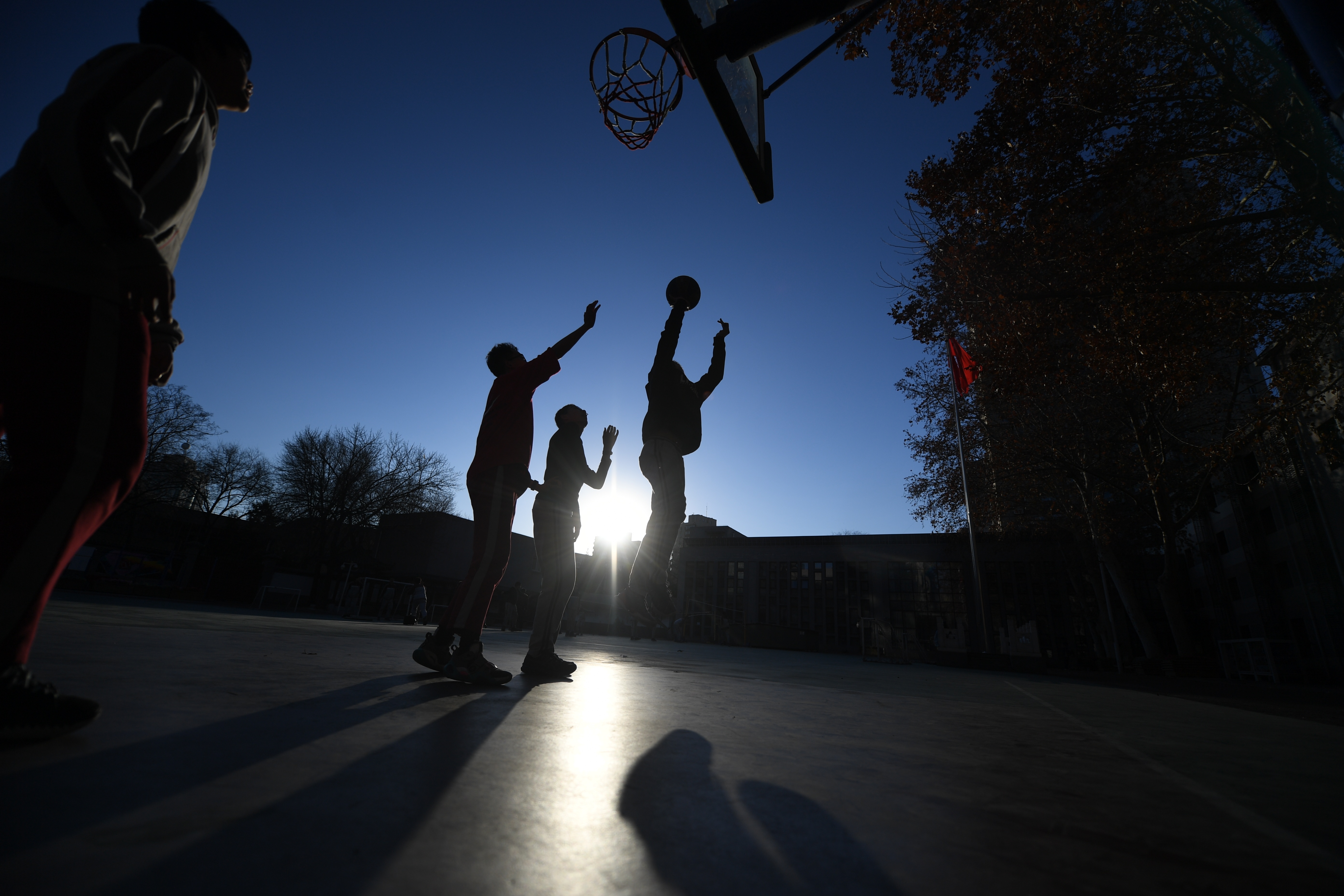 png电子官网北京中小学“体育八条”发布 “三大球”至少一项纳入体育课必修