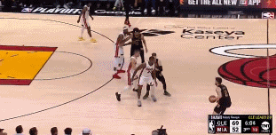 png电子网站恐怖手感！亨特刚上场底角三分张手就进！强势回应Answer ball！