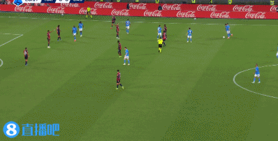 png电子平台半场-那不勒斯暂1-0卡利亚里 麦克托米奈精彩凌空侧勾破门